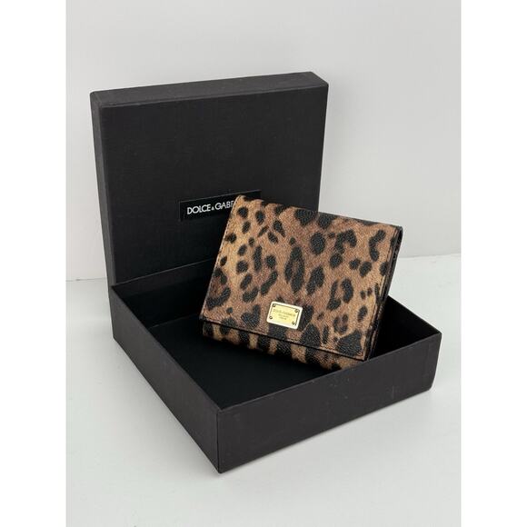 Dolce Gabbana Polished calfskin wallet with leopard print - Picture 1 of 6